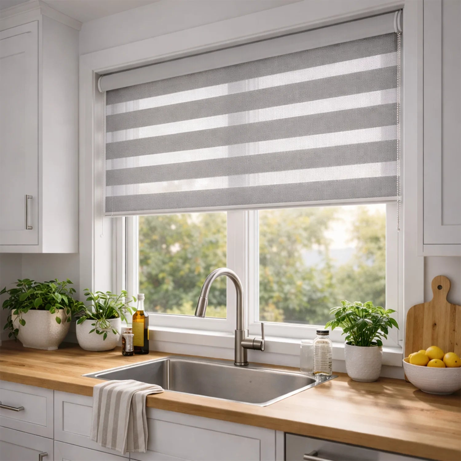 Zebra Blind - Semi blackout (Light Filtering)